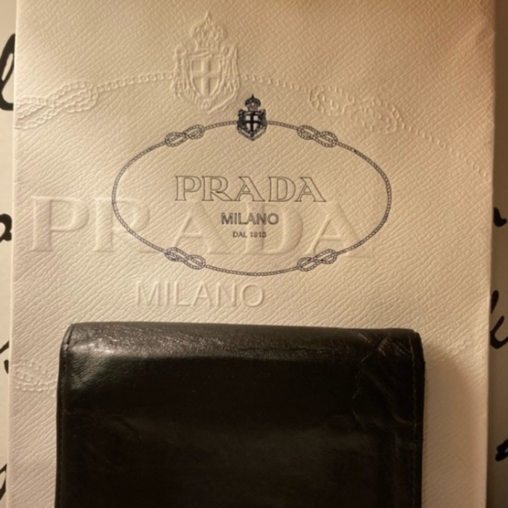 Prada Wallet with coin purse - Picture 13 of 14